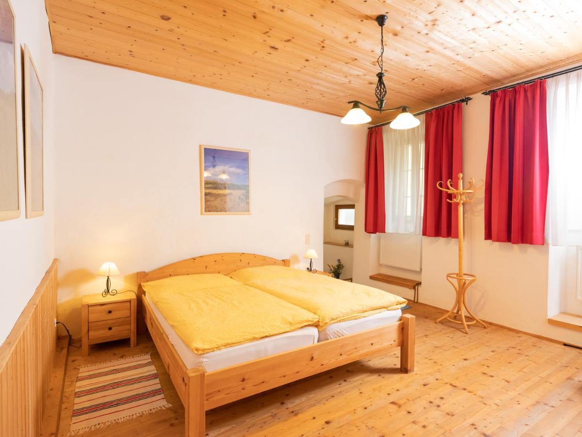 Ferienwohnung Zum Kapuziner Poysdorf Exteriör bild