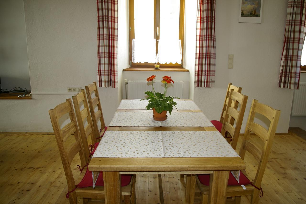 Ferienwohnung Zum Kapuziner Poysdorf Exteriör bild