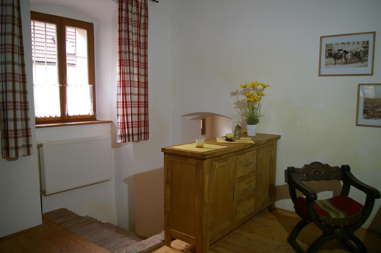 Ferienwohnung Zum Kapuziner Poysdorf Exteriör bild